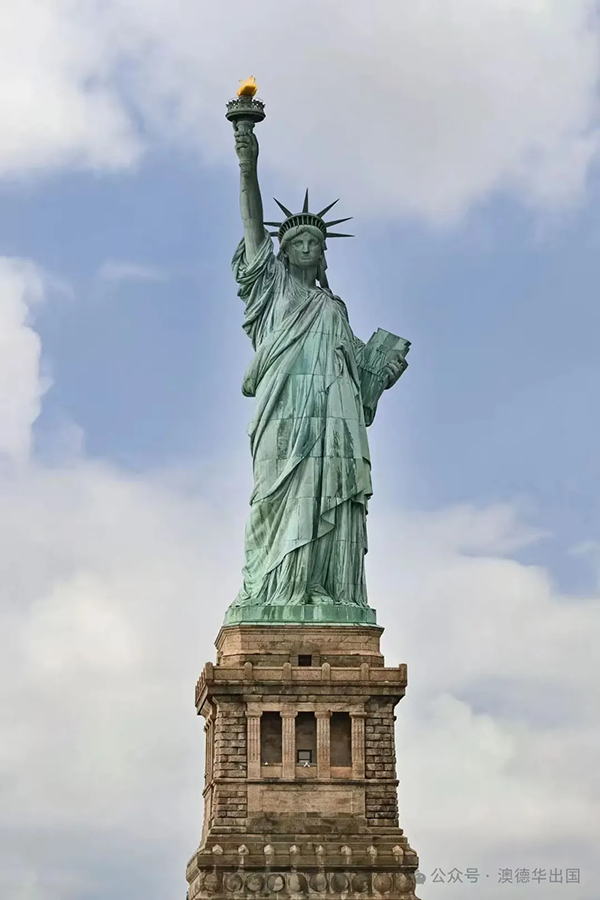 1755075900334042.png 9.webp.png