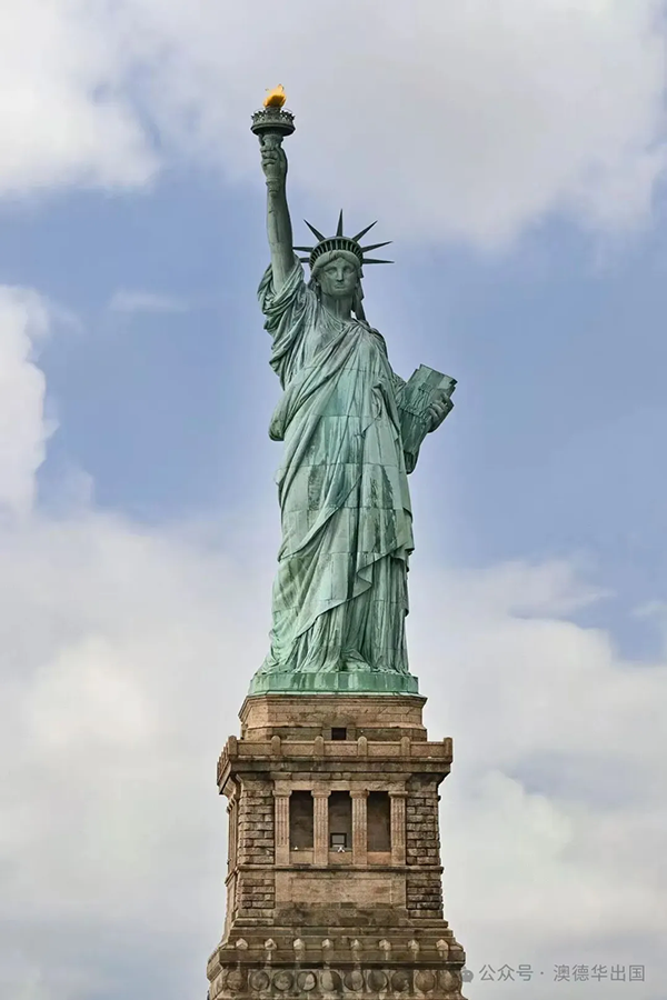 1773644752414844.png 4.webp.png